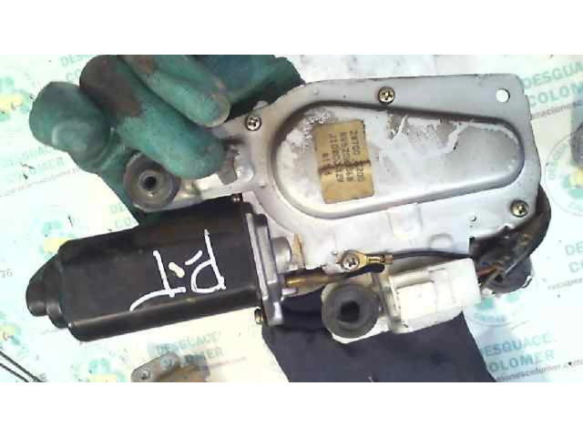 Моторчик заднего дворника Nissan Vanette