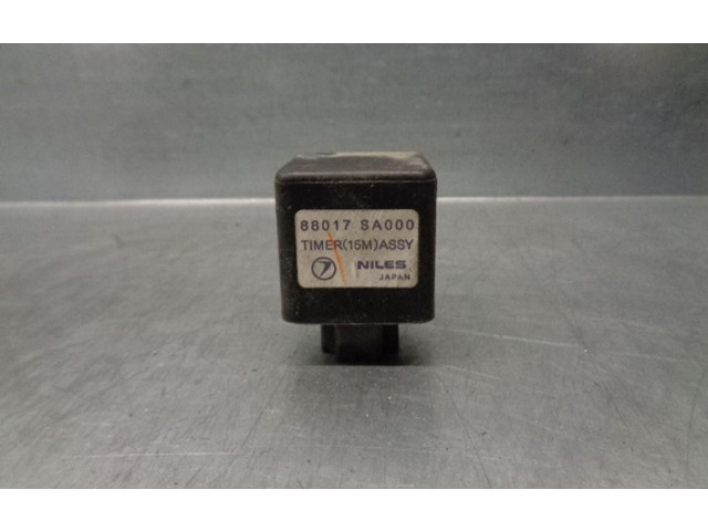 Блок предохранителей 88017SA000   Subaru Forester SH    