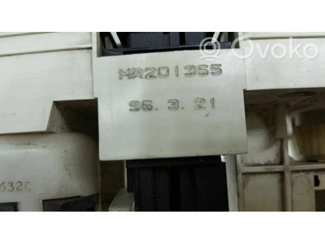 Блок управления климат-контролем MR201365 Mitsubishi Lancer