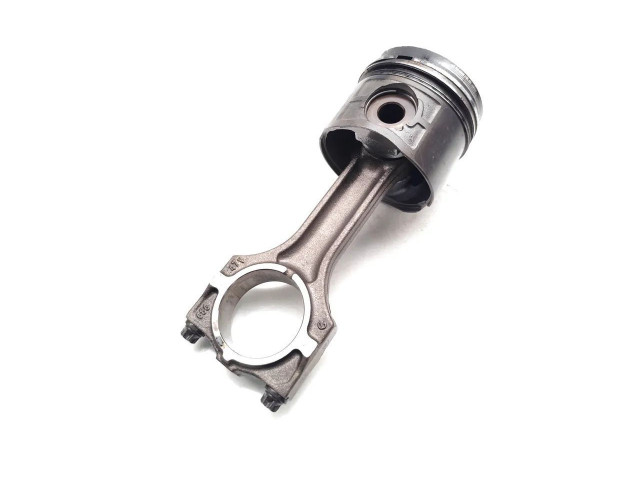 Поршень с шатуном 204D3 204D3 Land Rover Freelander