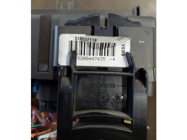 Pojistková skříňka 8200438793, 8200447435 Renault Espace IV 2006