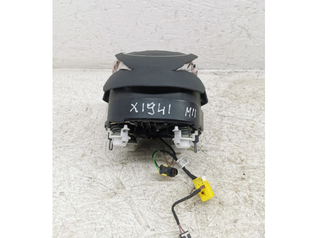 Подушка безопасности водителя 8V0880201, X1941   Audi S1