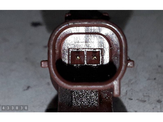 Vstřikovač 2325000040   Citroen C1  pro benzínový motor 1.0  