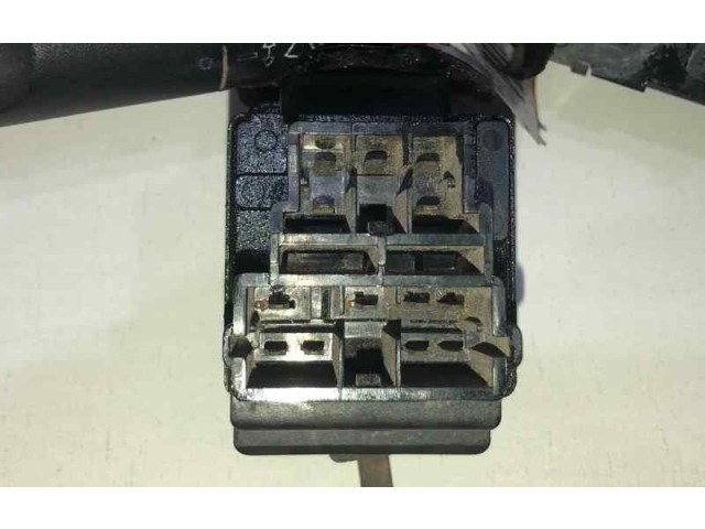 Ручка стеклоочистителей 33777004   Peugeot 306