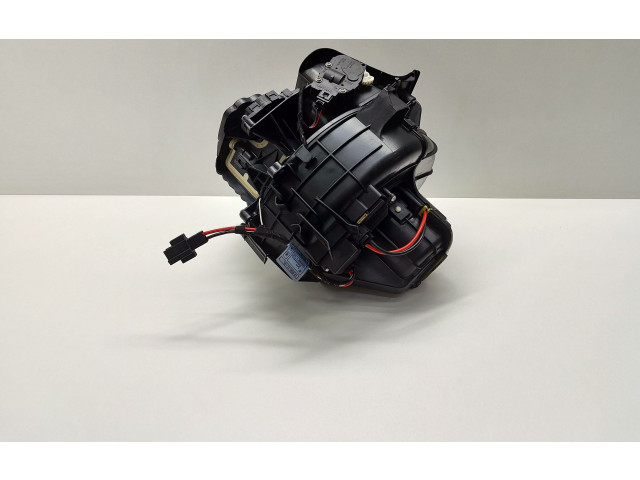 Pojistková skříňka Вентилятор печки 9226780, 9248171 BMW 5 F10 F11 2013