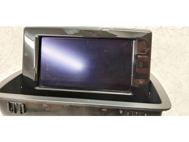 Дисплей 8u0857273b Audi Q3 8U