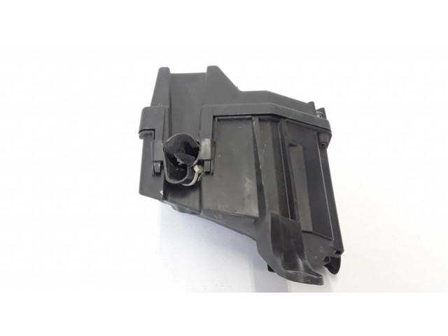 Pojistková skříňka 8200626353 Renault Wind 2013