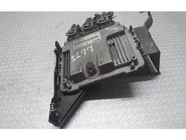 Блок управления двигателя 0281011549, 8200310863 Renault Scenic II - Grand scenic II