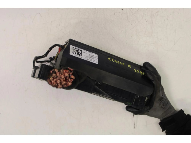 Pojistková skříňka Mercedes-Benz W169 2004