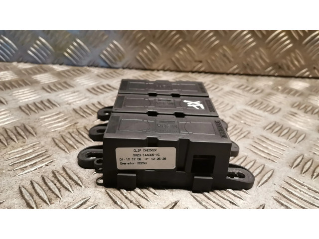 Блок предохранителей 9X2314A005VC Jaguar XF X250