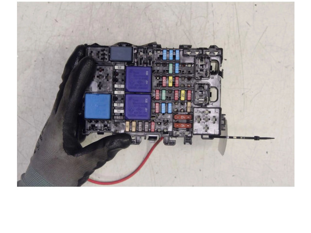 Pojistková skříňka BFRH1540 Renault Megane IV 2015