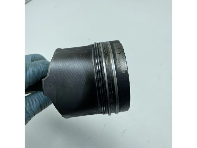 Píst 1295 Opel Vivaro pro naftový motor 1.9 F9K