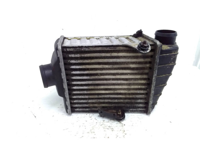 Интеркулер  3A0145805A   Volkswagen PASSAT B4 