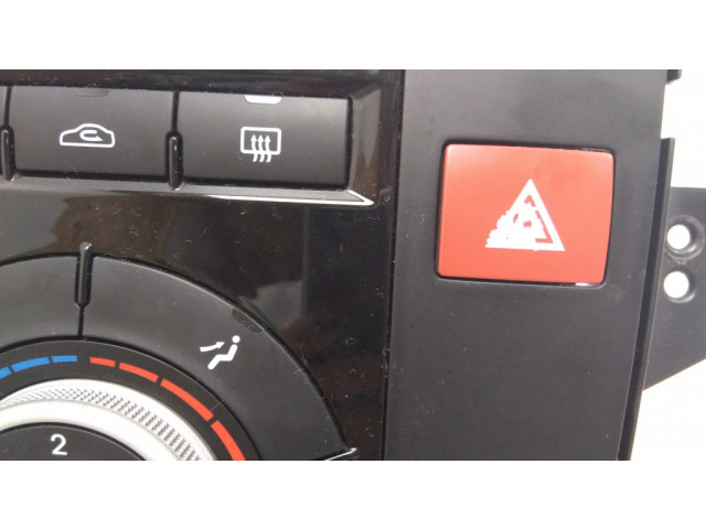 Включатель регулировки салона