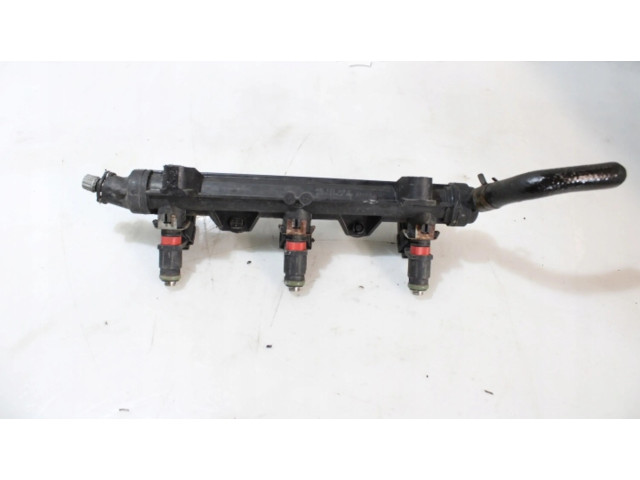 Топливная рампа    Skoda Fabia Mk2 (5J)   для двигателя CGPA