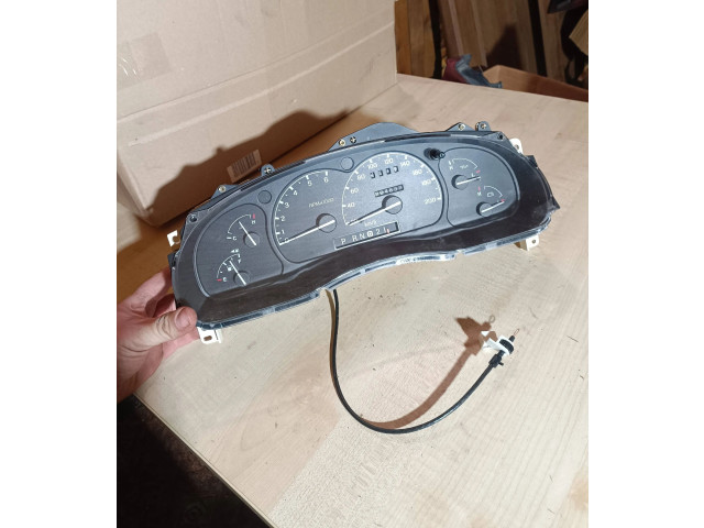 Přístrojová deska Ford Explorer 1998 F57F10894B