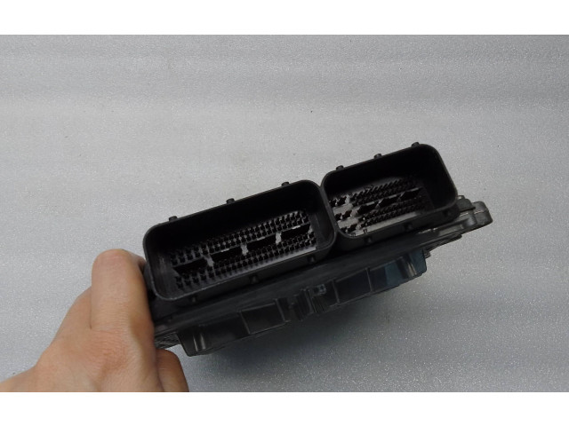 Блок управления двигателя 30728512, 30728512   Volvo S60