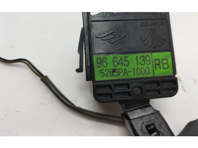 Ручка стеклоочистителей 96645139   Chevrolet Epica