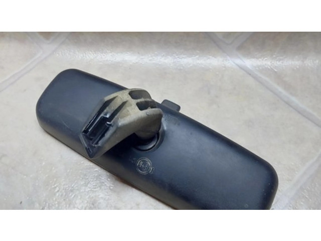 Зеркало заднего вида (в салоне)