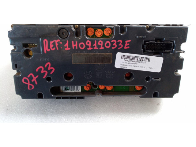 Панель приборов 1H0919033E   Volkswagen Golf III       