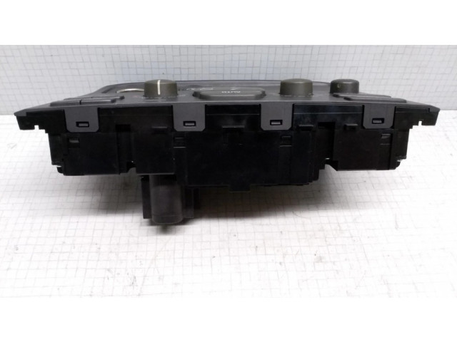 Блок управления климат-контролем VOLVO7923, 8691950   Volvo S60