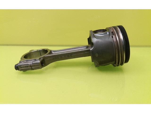  Поршень  7701475074  Citroen Xantia  