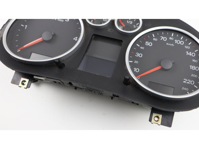 Панель приборов 8Z0920900T, 110080192 Audi A2