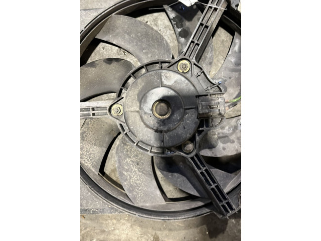 Вентилятор радиатора     1495676    Ford Fusion 