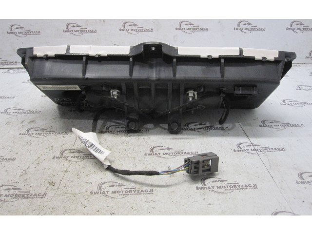 Подушка безопасности пассажира 8X23-F044A74-AC Jaguar XF X250