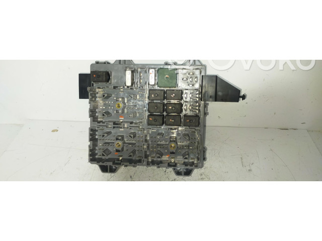 Блок предохранителей 56009987AE Jeep Cherokee III KJ