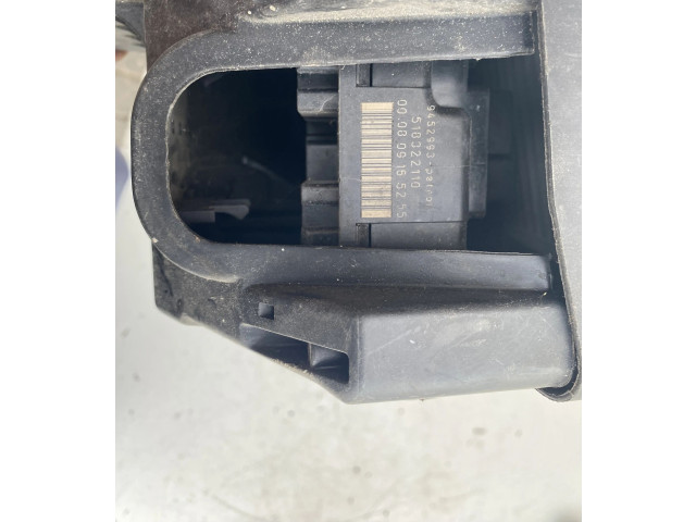 Блок предохранителей  9494210, 9452993   Volvo V70    