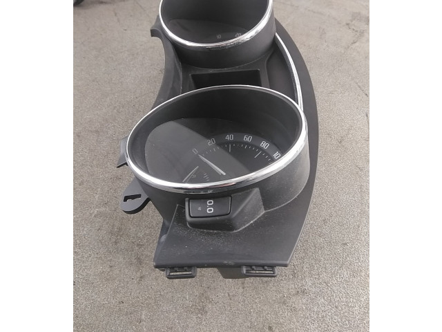 Панель приборов 3T1920841J, 3T1920841J Skoda Superb B6 (3T)