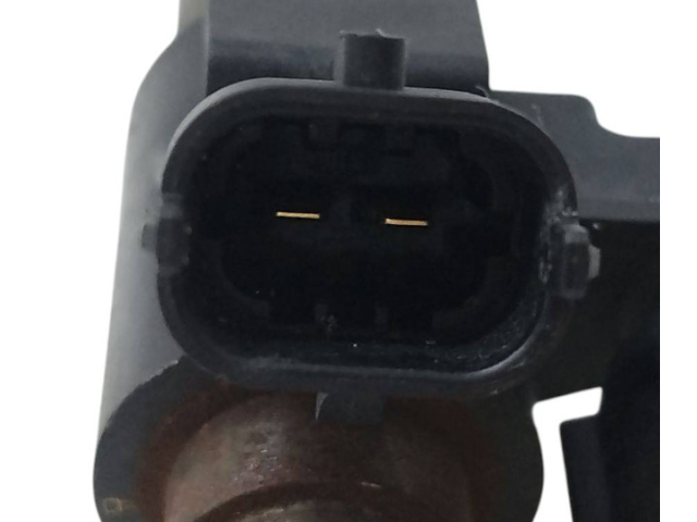 Форсунка 31303238, 0445116046    Volvo S60  D 5204 T3, D 5204 T2 