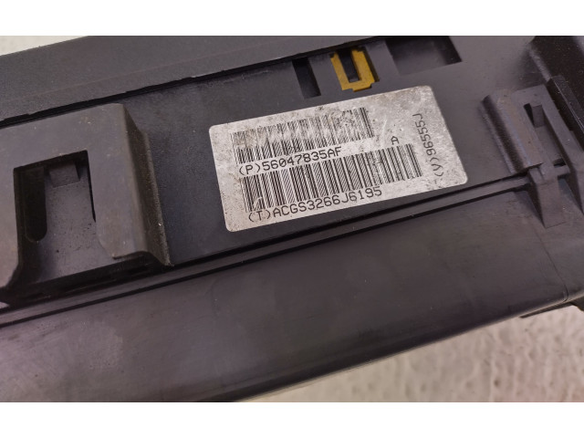 Блок предохранителей P56047835AF Jeep Grand Cherokee (WK)