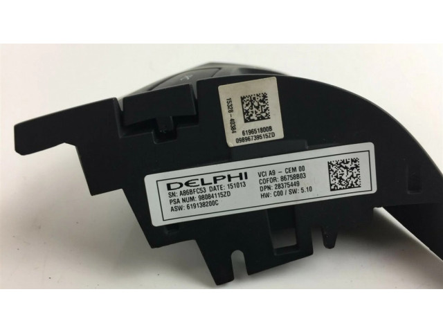 Кнопки рулевого колеса