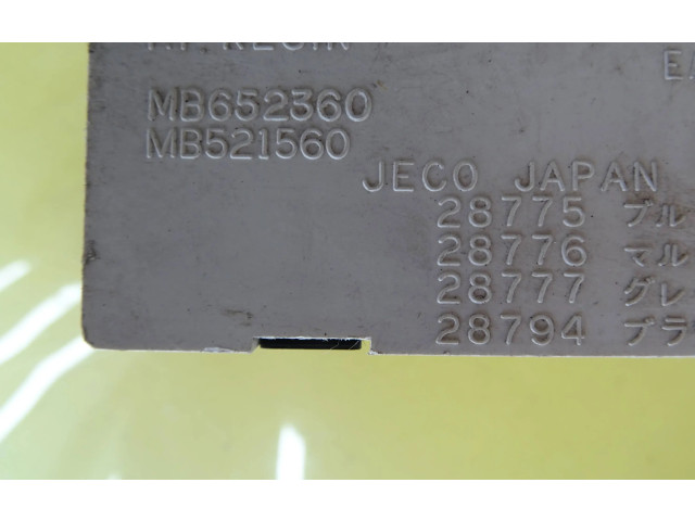 Экран/ дисплей / маленький экран MB652360, MB521560 Mitsubishi Space Runner - года