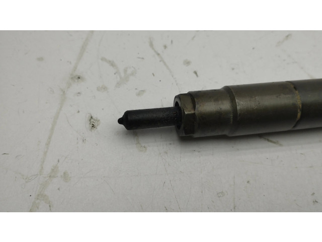 Vstřikovač A6510700587, EMBR00002D Mercedes-Benz C W204 pro naftový motor 2.1