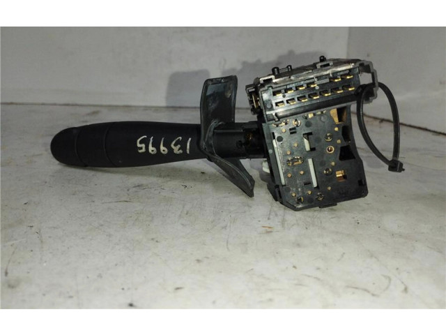 Переключатель дворников 8200792584, 0090086 Dacia Duster