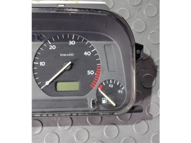 Панель приборов 1H0919864Q, 354001002 Volkswagen Golf III