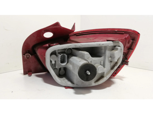 Задний фонарь левый 6J4945095C, 6J4945112B Seat Ibiza IV (6J,6P) 2008-2017 года