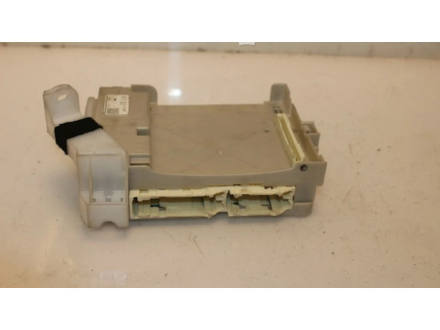 Pojistková skříňka Lexus CT 200H 2015