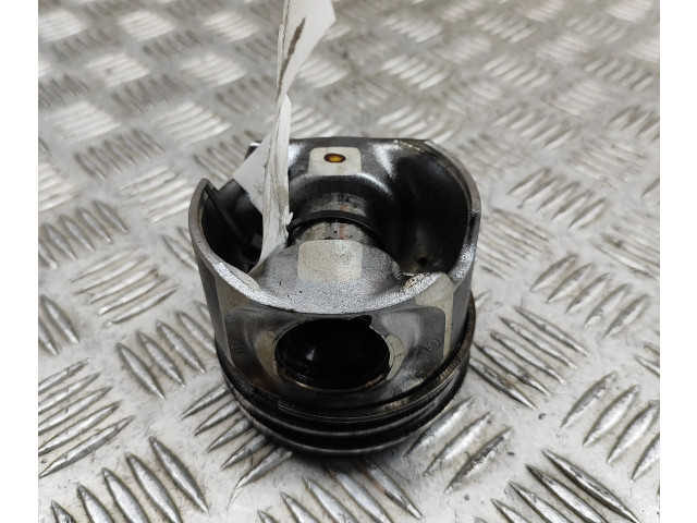 Píst 07L107065K Audi A6 S6 C6 4F CDYA