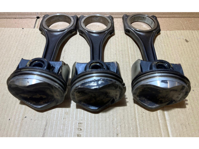 Píst Audi A8 S8 D4 4H