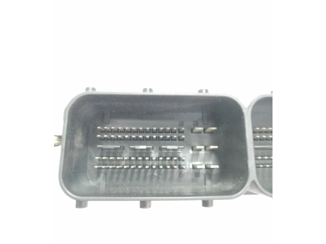 Блок управления двигателя P30650677   Volvo V50