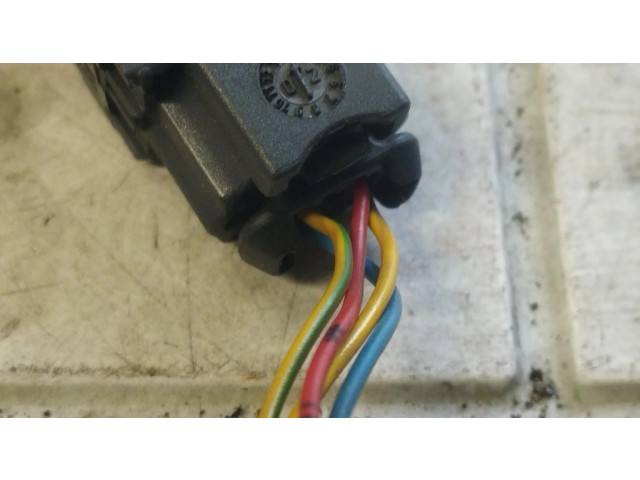 Включатель центрального замка