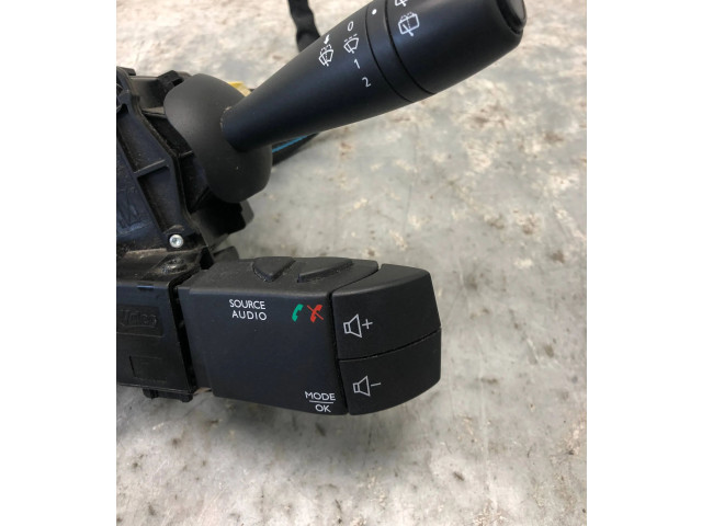 Ручка стеклоочистителей 255671453R Dacia Dokker