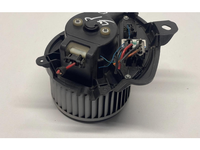 Вентилятор печки    77364953, 77364953   Fiat Grande Punto