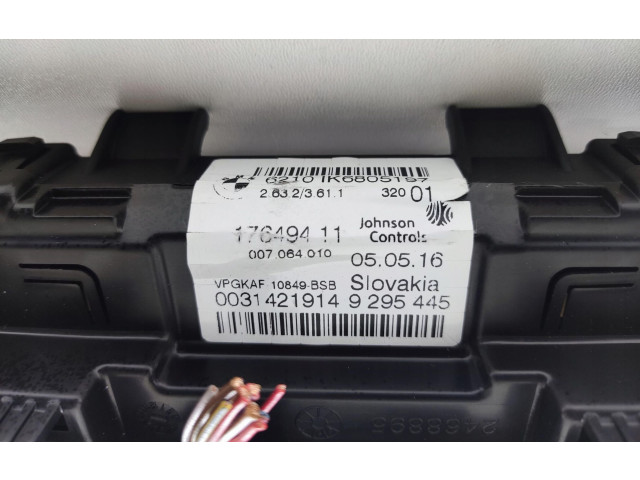 Přístrojová deska BMW 1 F20 F21 2015 9295445