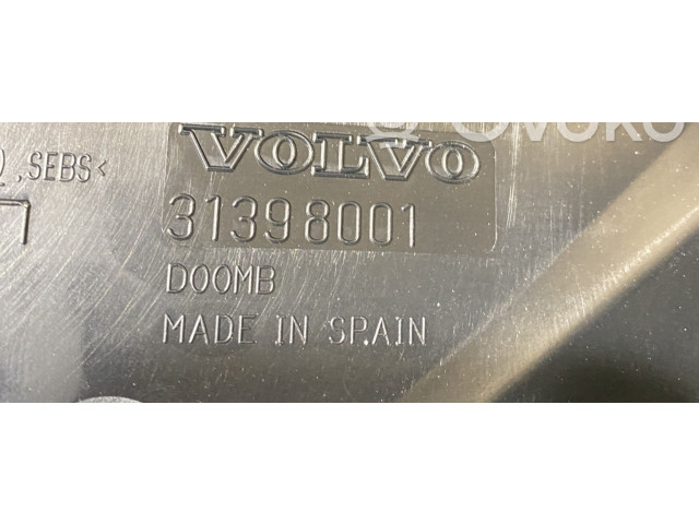 Блок предохранителей 31398000, 31398001 Volvo XC90