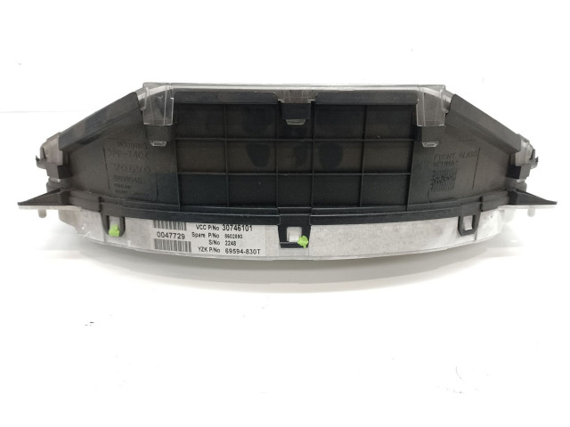 Панель приборов 30746101, 0047729 Volvo XC90